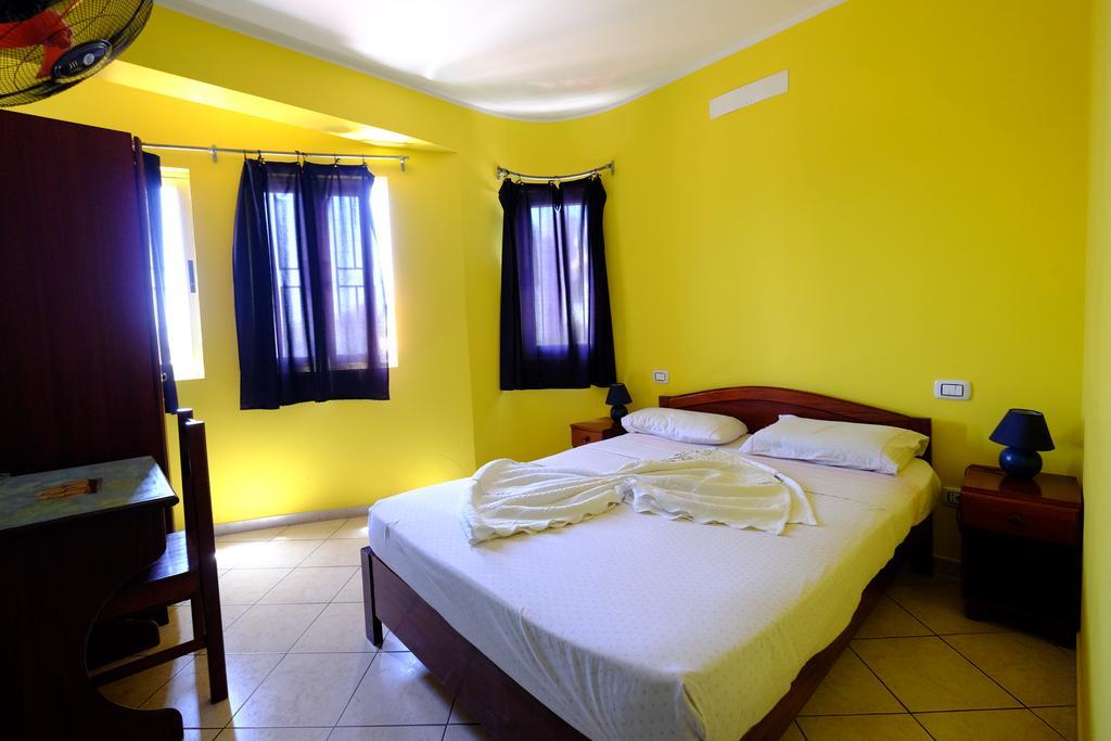 Casa Comba Bed & Breakfast Mindelo Luaran gambar